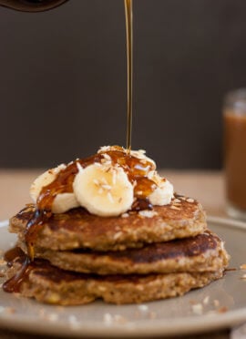 gluten free banana oat pancakes recipe